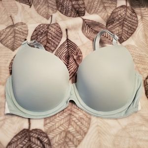 PINK Victoria's secret bra